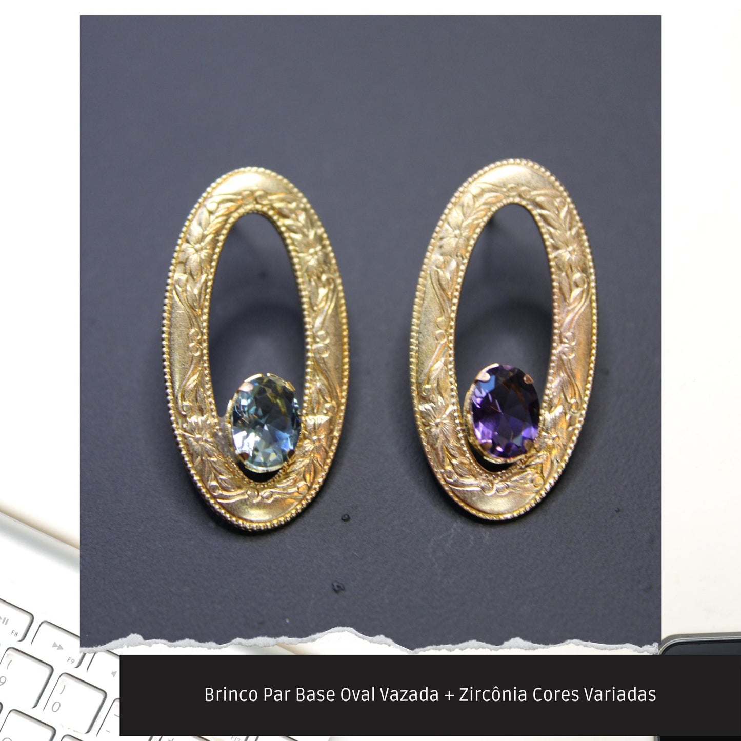 Brinco Par Base Oval Vazada + Zircônia Cores Variadas  - Código.: BR230035AIBR  - Peso.: 4.6 gr