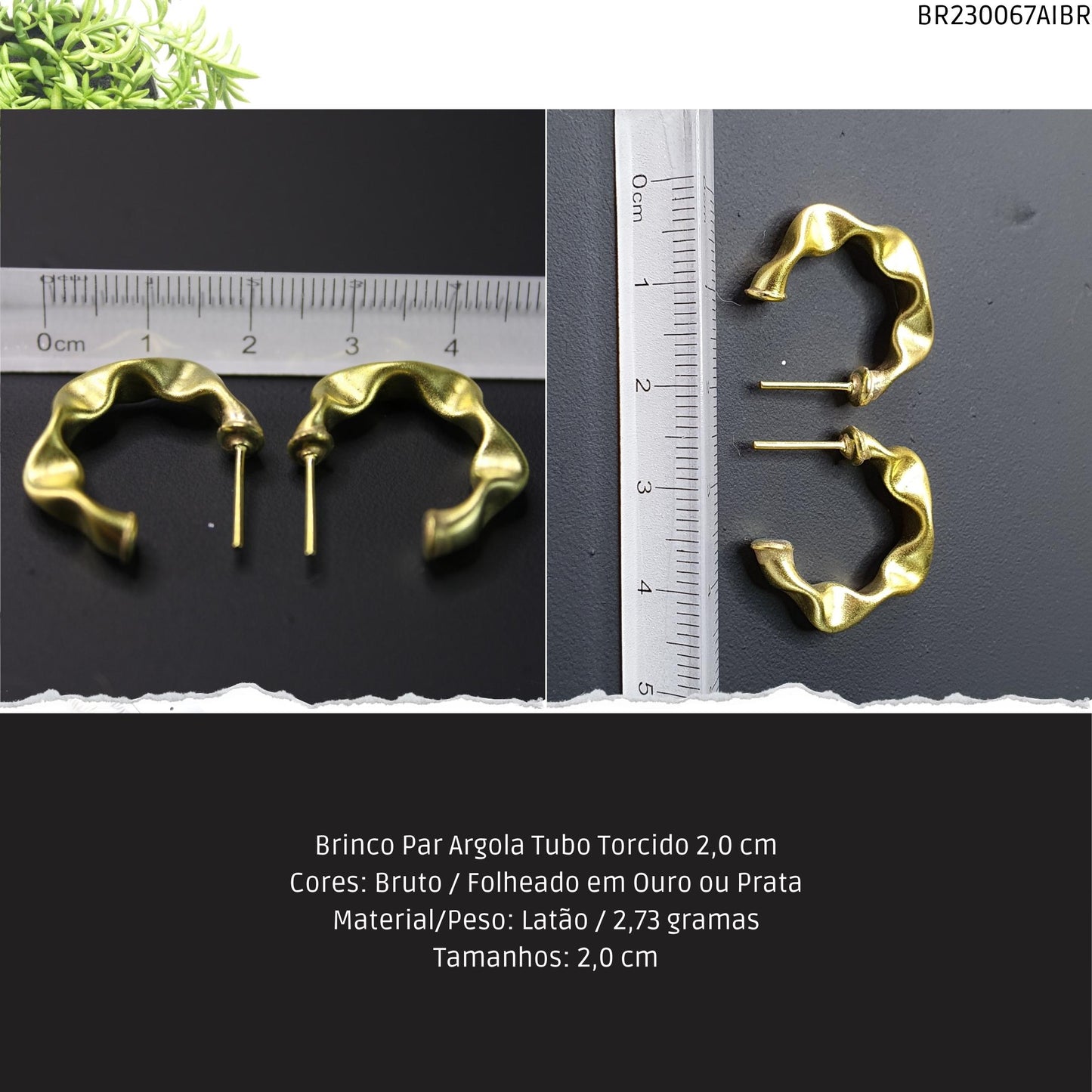 Brinco Par Argola Tubo Torcido 20 mm  - Código.: BR230067AIBR  - Peso.: 2.7 gr