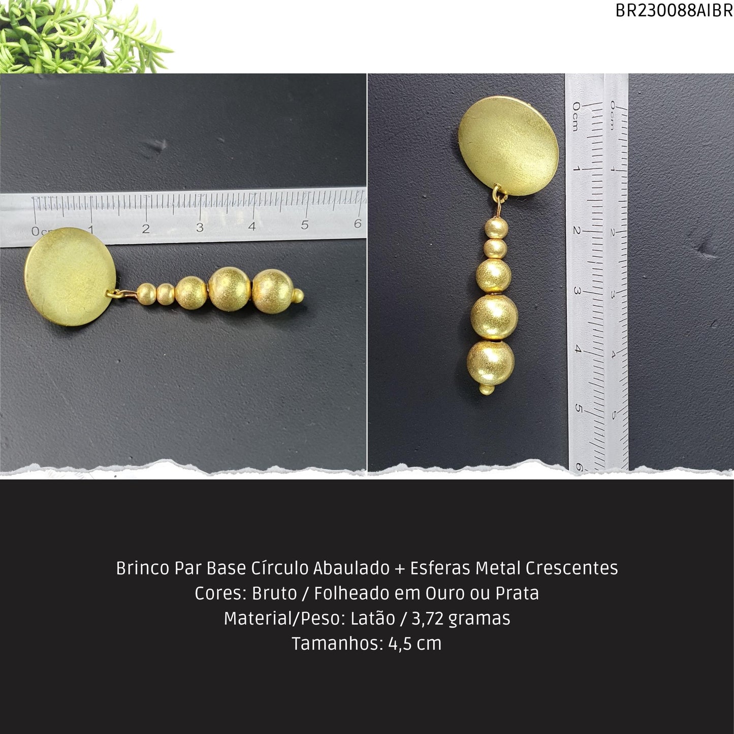 Brinco Par Base Círculo Abaulado + Esferas Metal Crescentes  - Código.: BR230088AIBR  - Peso.: 3.7 gr