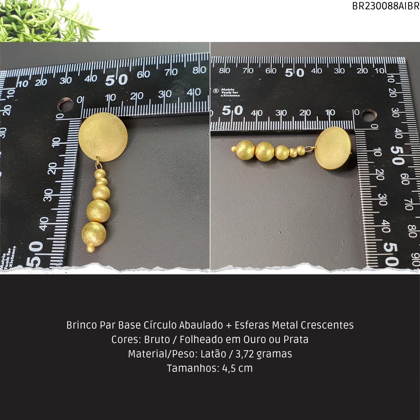 Brinco Par Base Círculo Abaulado + Esferas Metal Crescentes  - Código.: BR230088AIBR  - Peso.: 3.7 gr