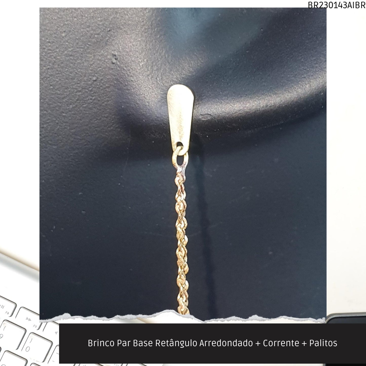 Brinco Par Base Retângulo Arredondado + Corrente + Palitos  - Código.: BR230143AIBR  - Peso.: 5.0 gr
