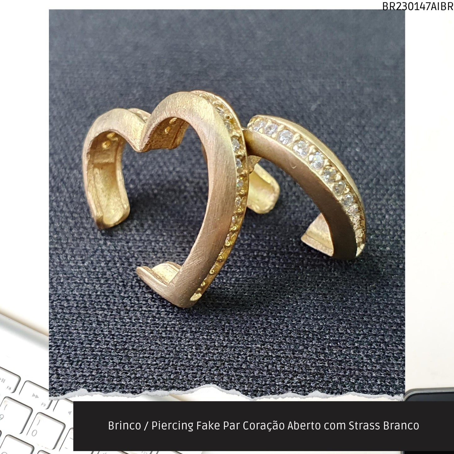 Brinco / Piercing Fake Par Coração Aberto com Strass Branco  - Código.: BR230147AIBR  - Peso.: 2.8 gr