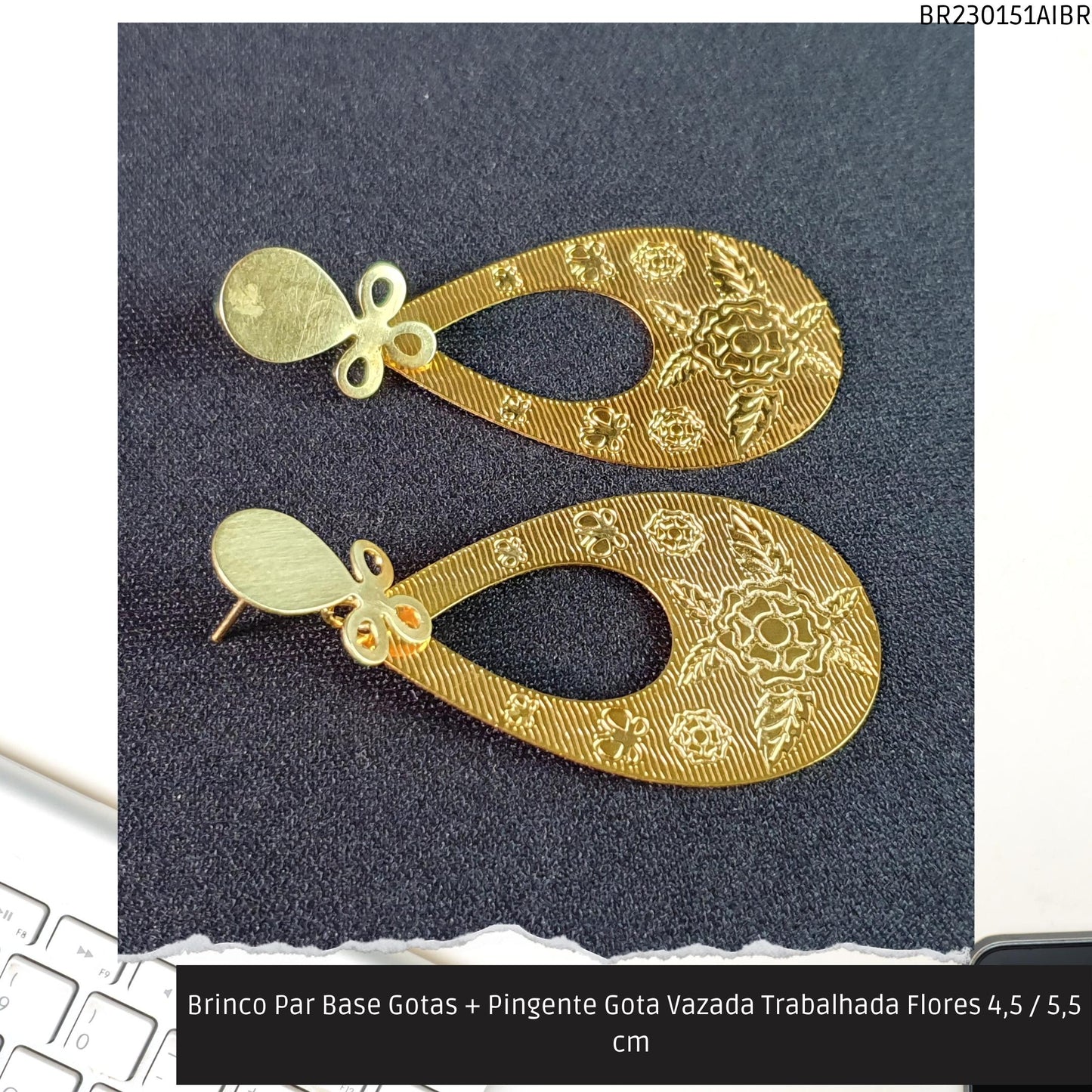Brinco Par Base Gotas + Pingente Gota Vazada Trabalhada Flores 4.5 / 5.5 cm   - Código.: BR230151AIBR  - Peso.: 3.9 gr