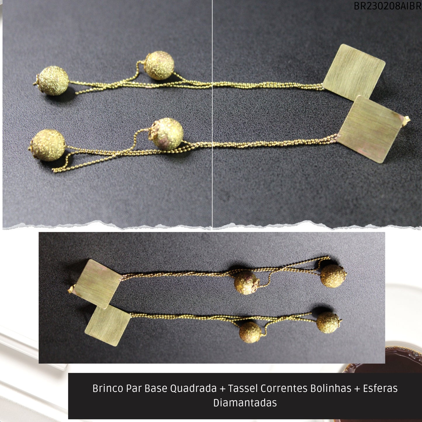 Brinco Par Base Quadrada + Tassel Correntes Bolinhas + Esferas Diamantadas  - Código.: BR230208AIBR  - Peso.: 5.5 gr