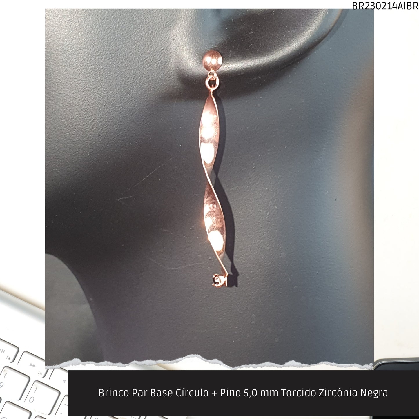 Brinco Par Base Círculo + Pino 5.0 mm Torcido Zirconia Negra  - Código.: BR230214AIBR  - Peso.: 2.3 gr