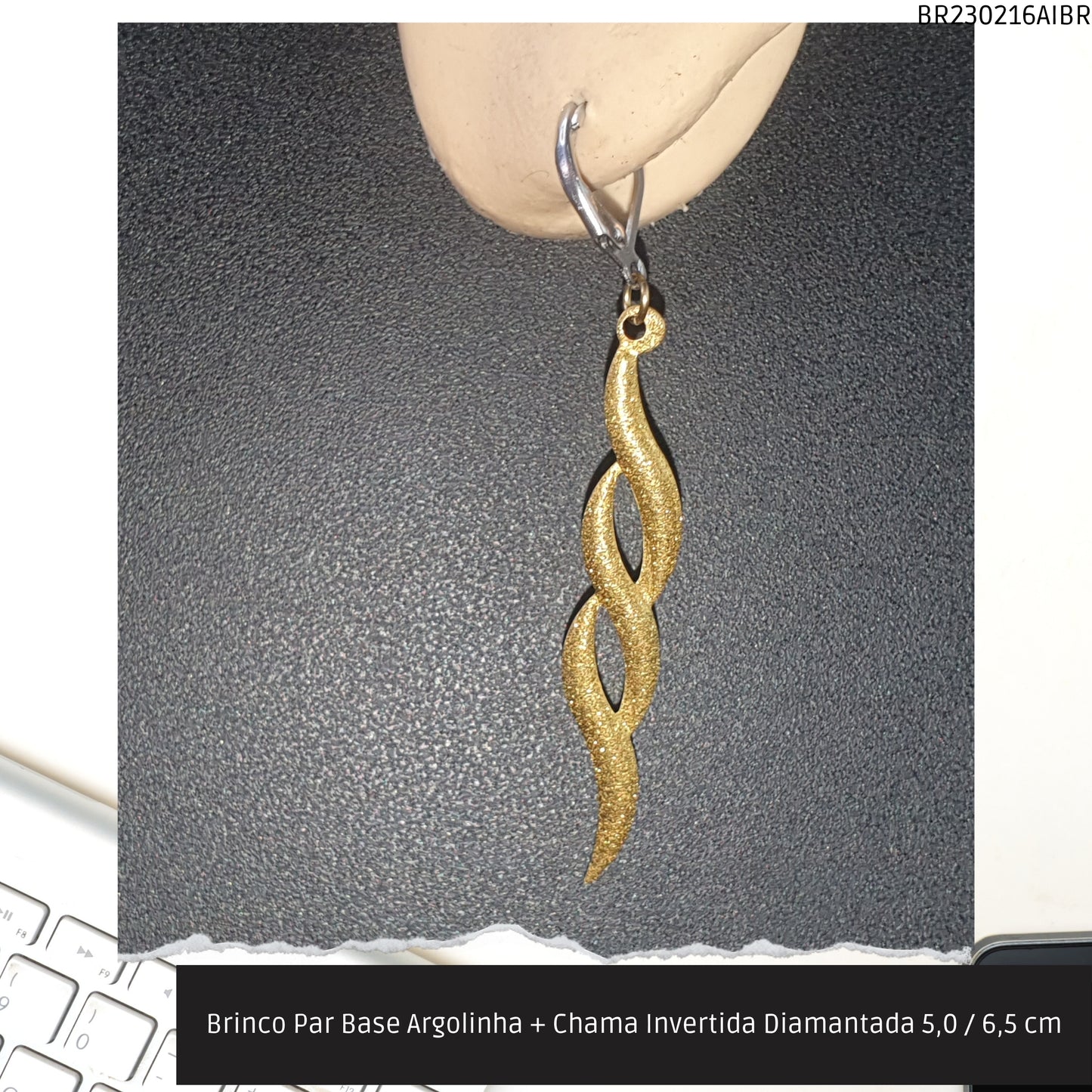 Brinco Par Base Argolinha + Chama Invertida Diamantada 5.0 / 6.5 cm  - Código.: BR230216AIBR  - Peso.: 2.2 gr