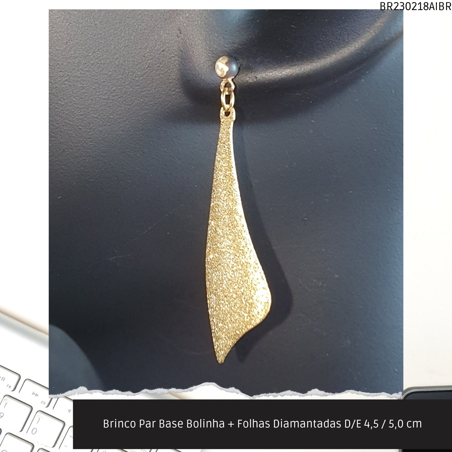 Brinco Par Base Bolinha + Folhas Diamantadas D/E 4.5 / 5.0 cm   - Código.: BR230218AIBR  - Peso.: 3.8 gr