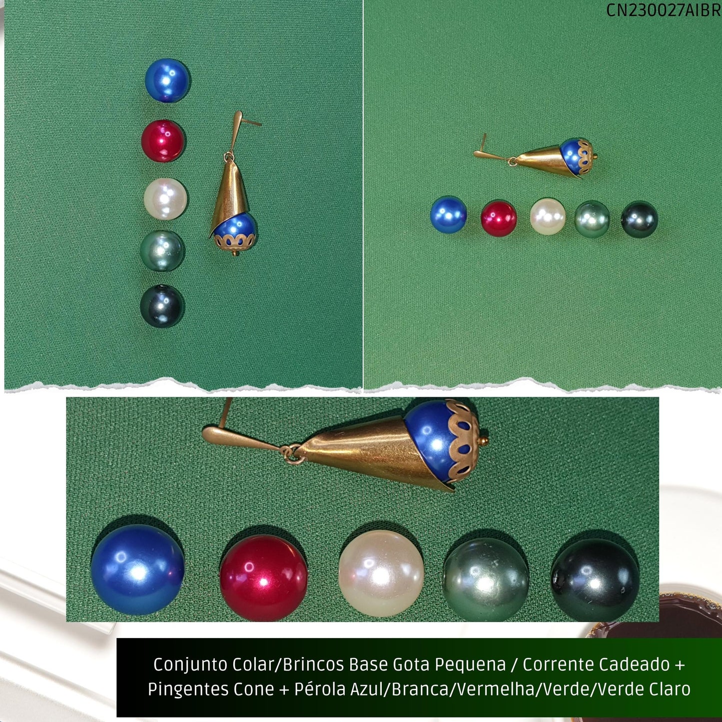 Conjunto Colar/Brincos Base Gota Pequena / Corrente Cadeado + Pingentes Cone + Pérolas Azul/Branca/Verde/Vermelha ou Verde Claro  - Código.: CN230027AIBR  - Peso.: 13.5 gr