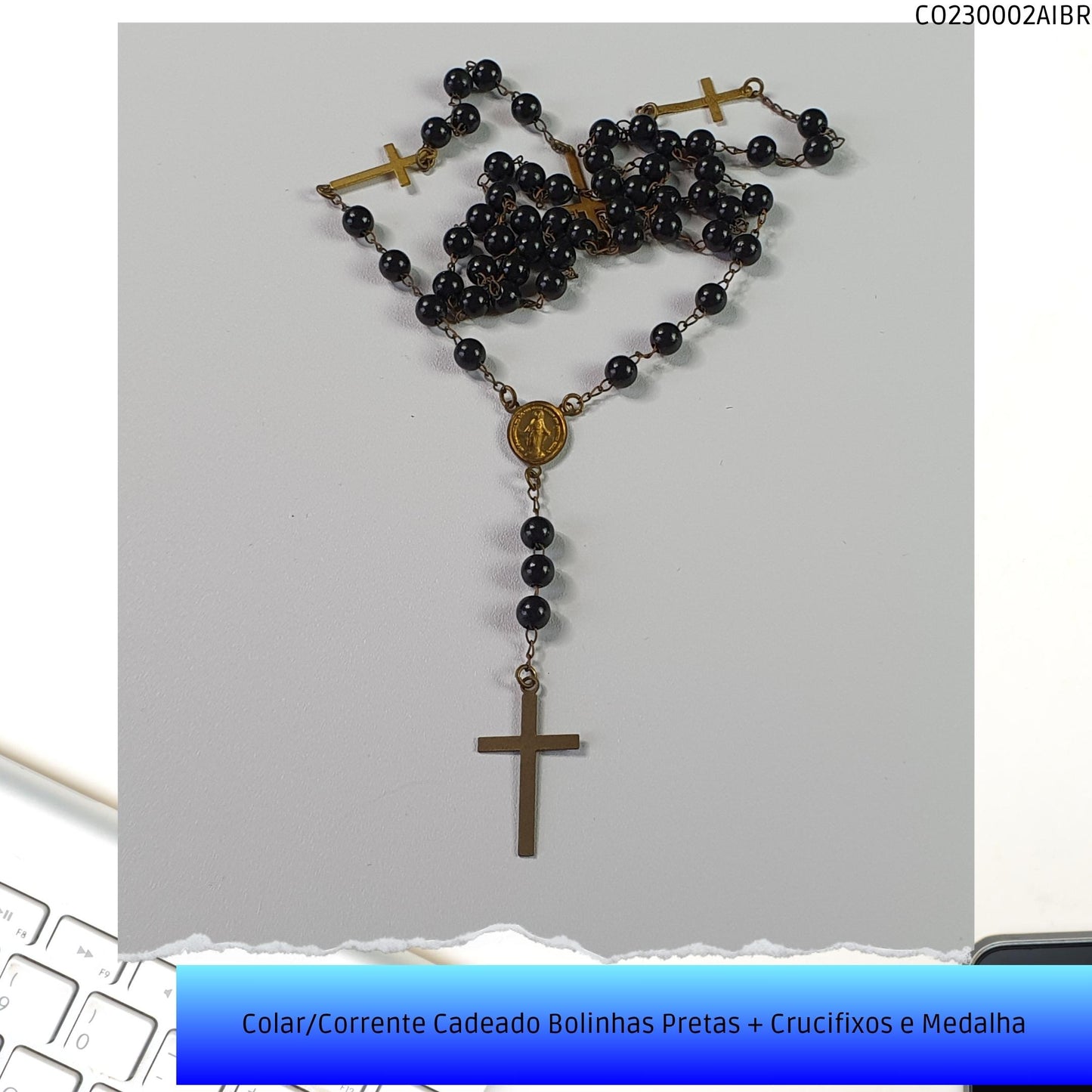 Colar/Corrente Cadeado Bolinhas Pretas + Crucifixos e Medalha  - Código.: CO230002AIBR  - Peso.: 10.1 gr