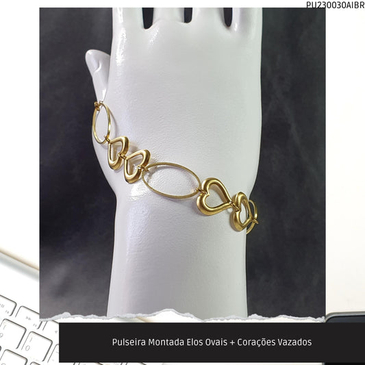 Pulseira Montada Elos Ovais + Corações Vazados  - Código.: PU230030AIBR  - Peso.: 3.1 gr