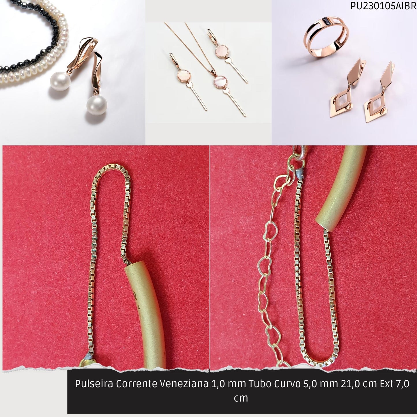 Pulseira Corrente Veneziana 1.0 mm Tubo Curvo 5.0 mm 21.0 cm Ext 7.0 cm   - Código.: PU230105AIBR  - Peso.: 4.0 gr